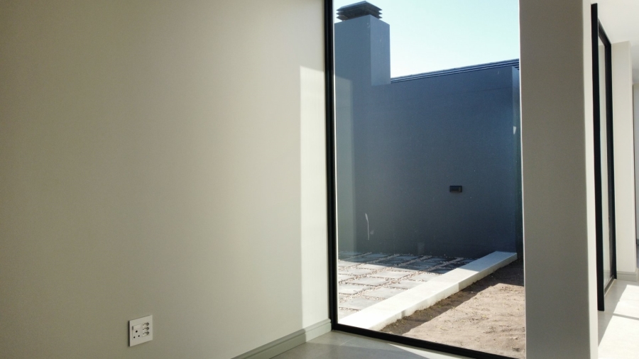 4 Bedroom Property for Sale in Oubaai Western Cape